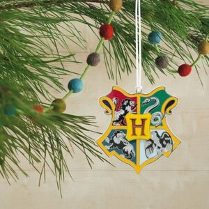 Harry Potter Hogwarts Crest Metal Ornament with 3D Details